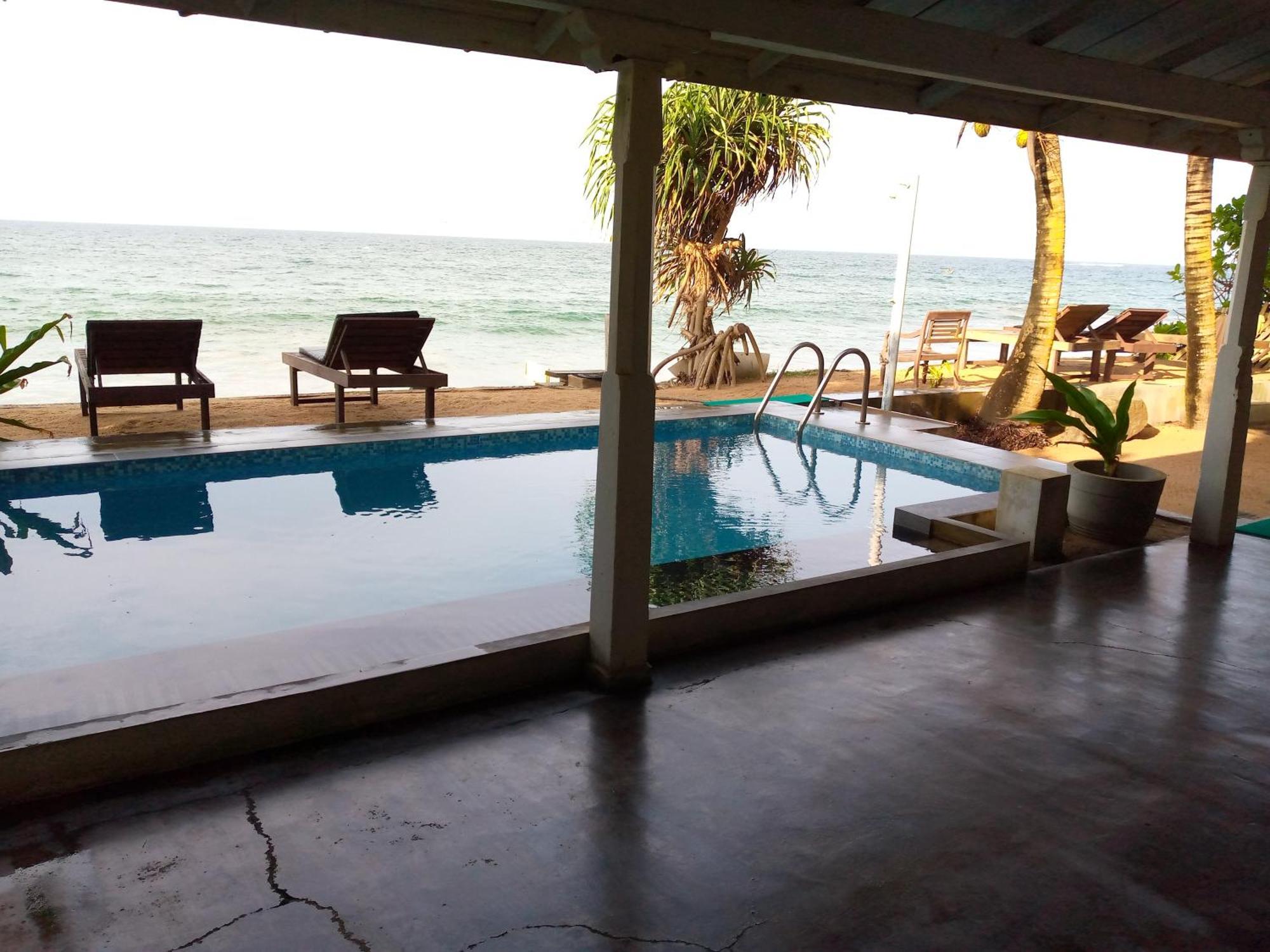 Asiri Yoga Retreat Otel Kadurupe Dış mekan fotoğraf