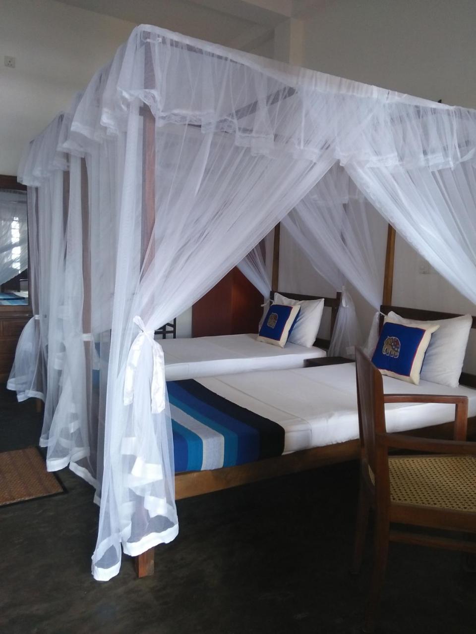 Asiri Yoga Retreat Otel Kadurupe Dış mekan fotoğraf